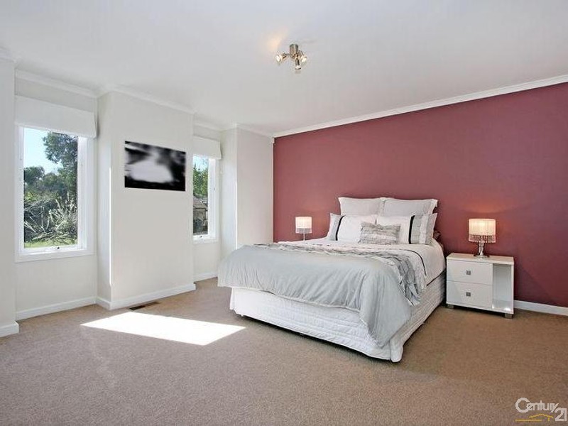 2 Newell Street, Bayswater North VIC 3153