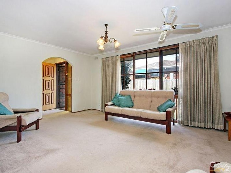 2/18 Illoura Avenue, Ringwood East VIC 3135