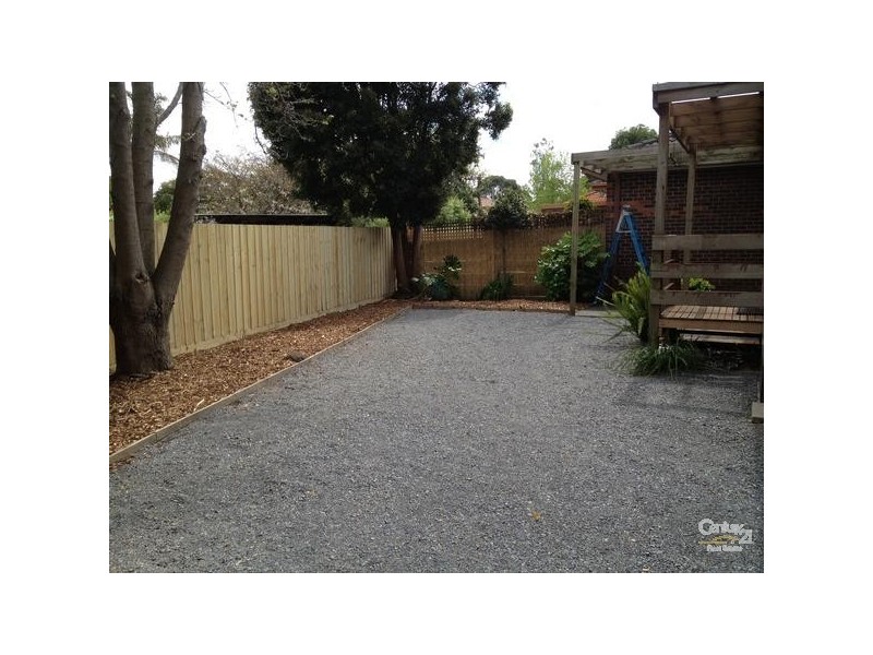 2/1 Howship Court, Ringwood East VIC 3135