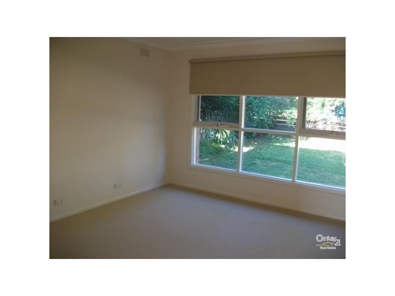 1/15 Paris Avenue, Croydon VIC 3136