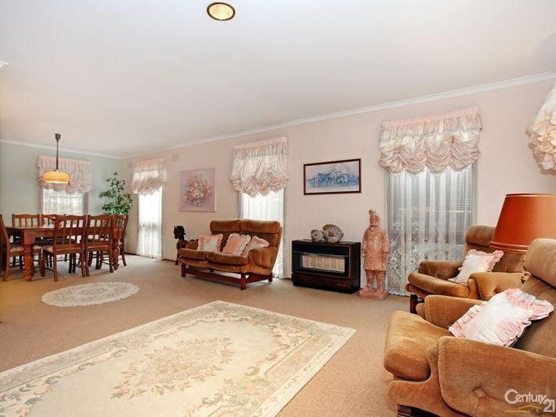 23 Raymond Court, Ringwood East VIC 3135