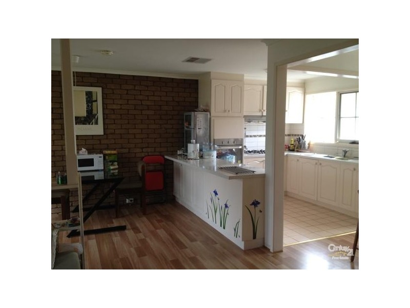 2/10 Rosedale Crescent, Ringwood East VIC 3135