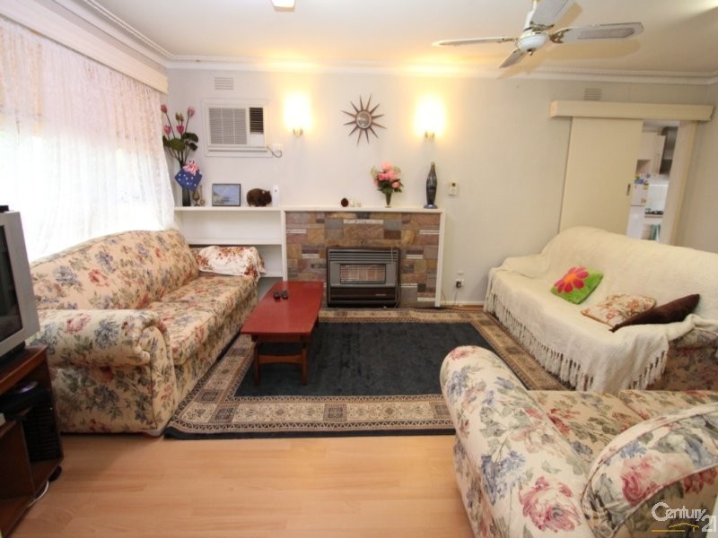 1/25 Old Lilydale Road, Ringwood East VIC 3135