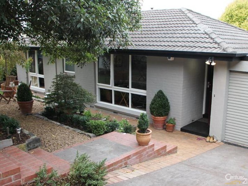 24 Fernwood Avenue, Ringwood East VIC 3135