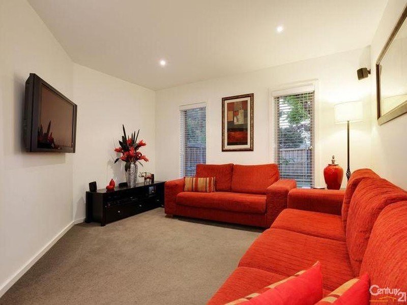 1/49 Mount View Parade, Croydon VIC 3136