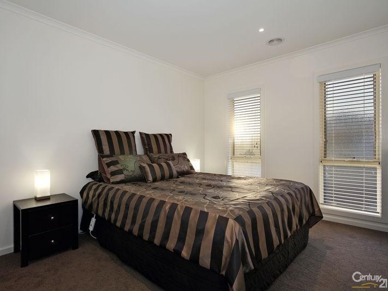 1/49 Mount View Parade, Croydon VIC 3136