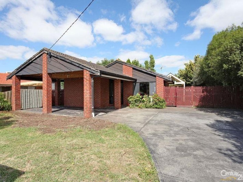 7 Raisell Road, Cranbourne West VIC 3977