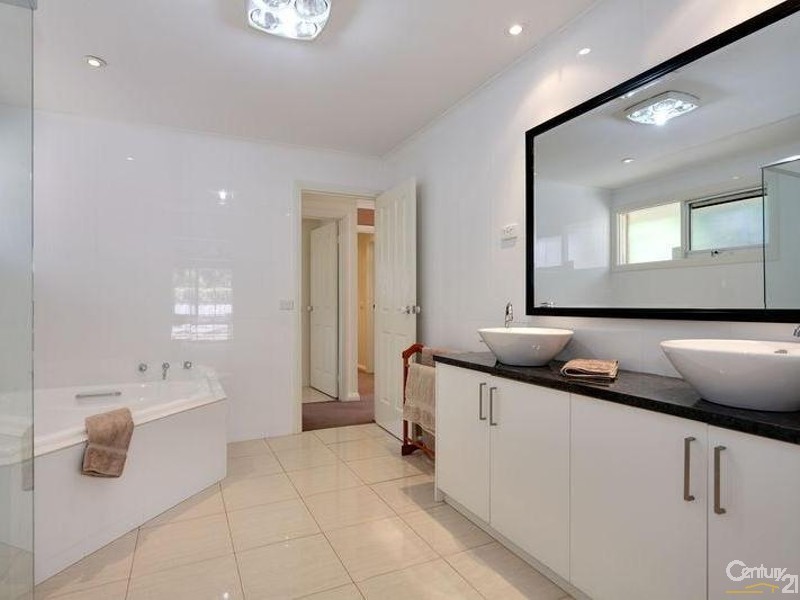 5 Bogan Court, Boronia VIC 3155