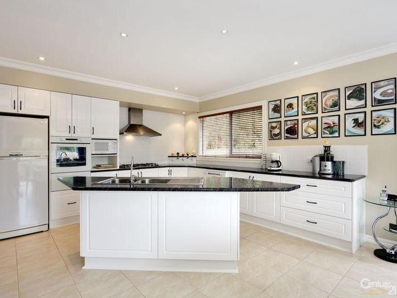 18A Wimbledon Court, Mooroolbark VIC 3138