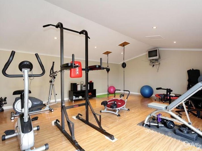 18A Wimbledon Court, Mooroolbark VIC 3138