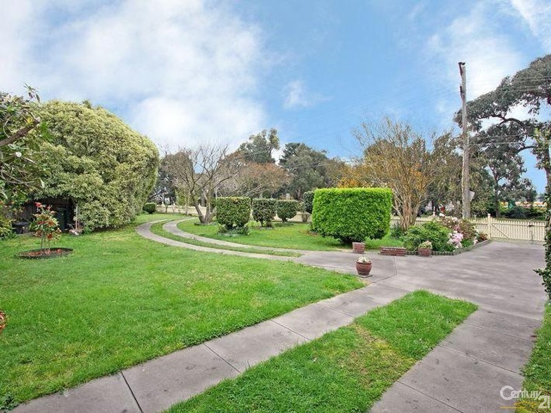 54 Old Lilydale Road, Ringwood East VIC 3135