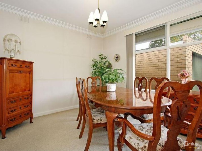 54 Old Lilydale Road, Ringwood East VIC 3135