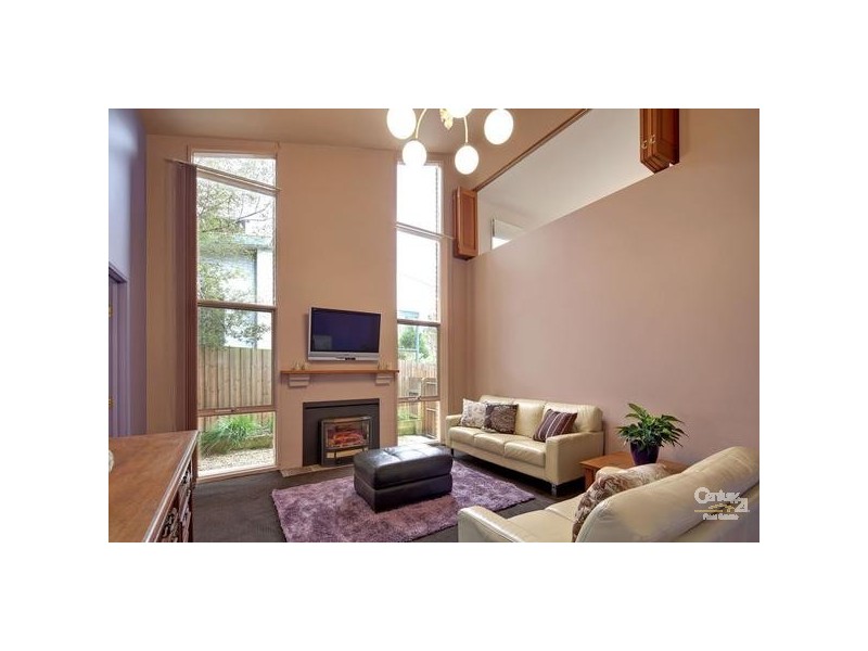 22 Vasey Concourse, Ringwood East VIC 3135