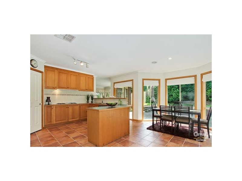 53 Carlise Road, Ferntree Gully VIC 3156
