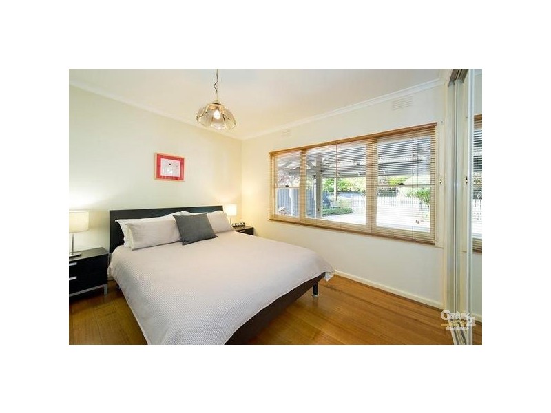 1/12 Sunbeam Avenue, Ringwood East VIC 3135