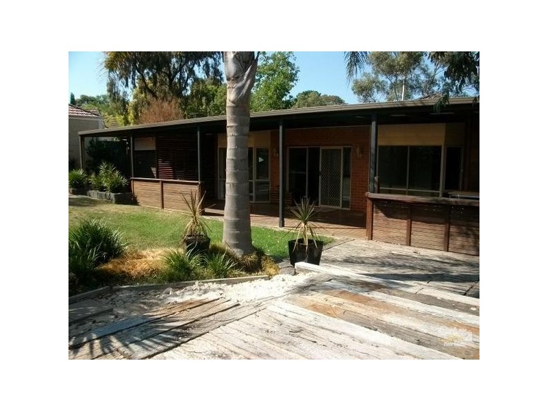 14 Byrne Road, Bayswater North VIC 3153