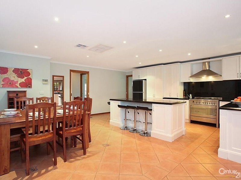 9 Considine Court, Bayswater North VIC 3153