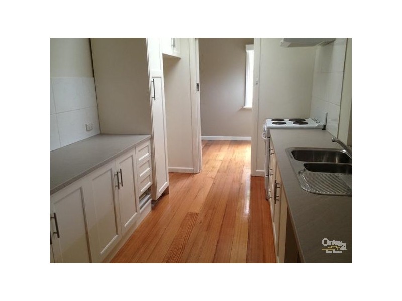 2 Alexandra Road, Ringwood East VIC 3135