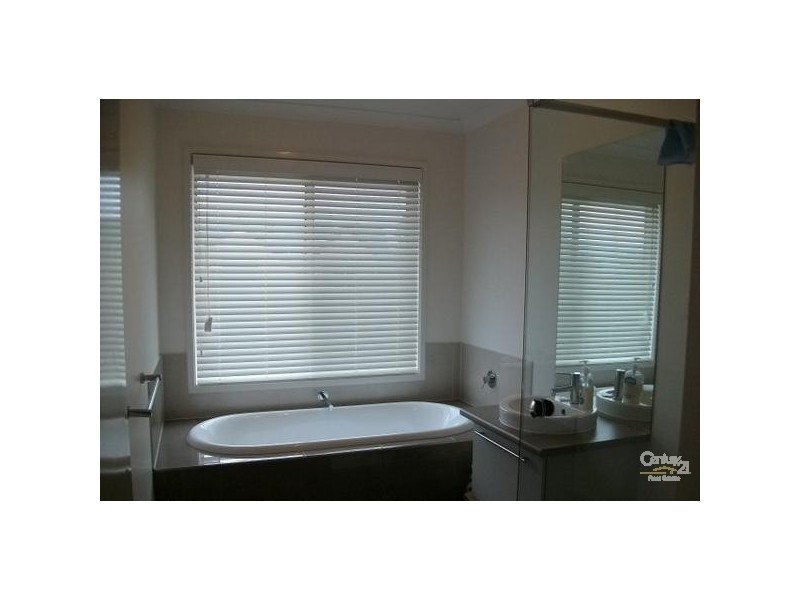 32 Baker Road, Bayswater North VIC 3153