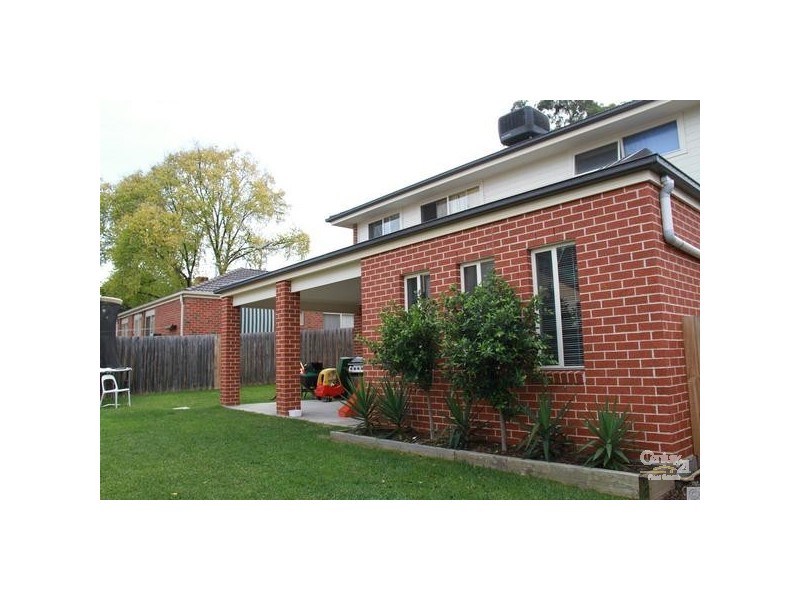 32 Baker Road, Bayswater North VIC 3153