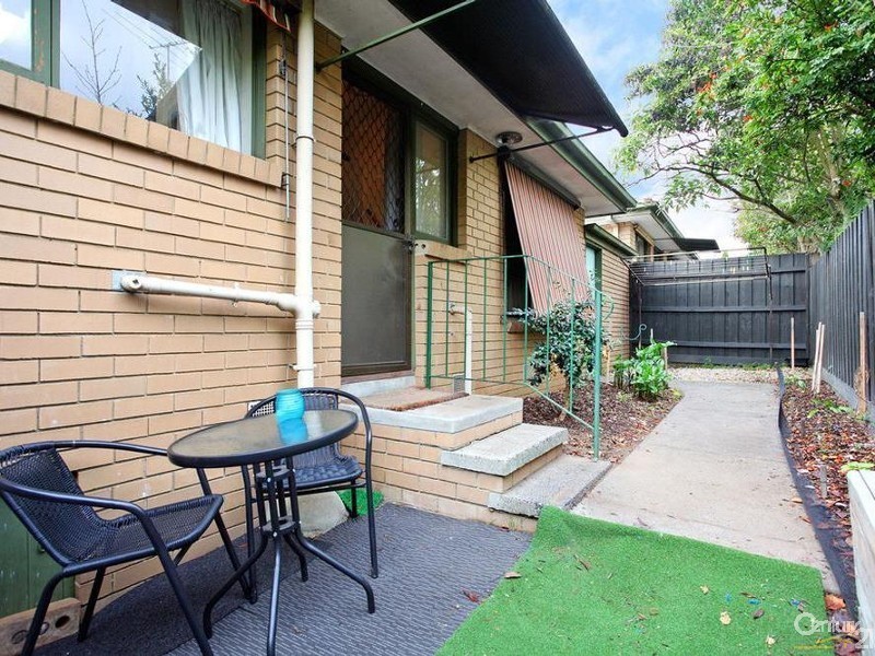 1/98 Mount Dandenong Road, Ringwood East VIC 3135