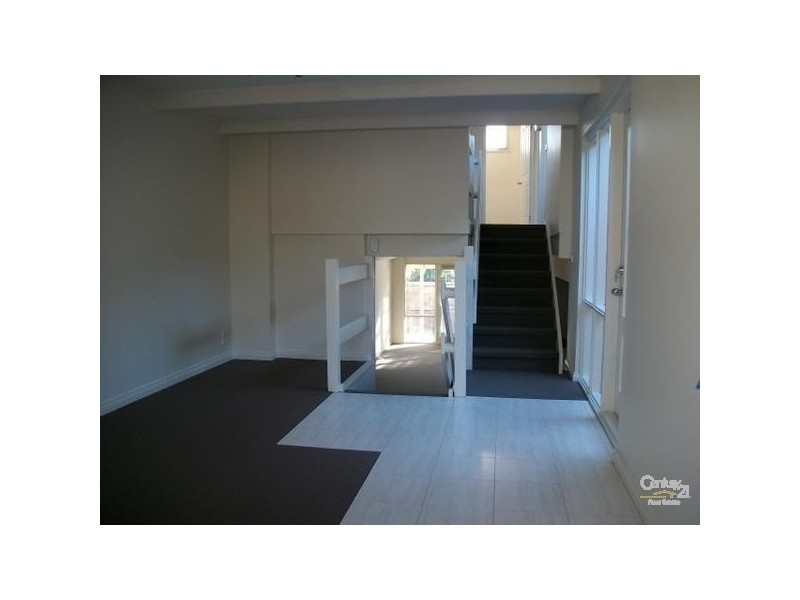 1/11 Alexandra Road, Ringwood East VIC 3135