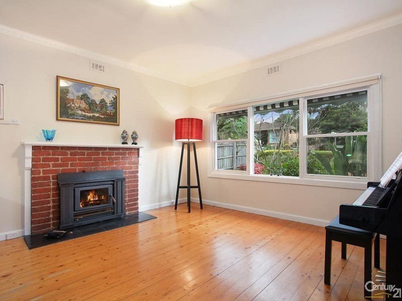 19 Victoria Street, Ringwood East VIC 3135