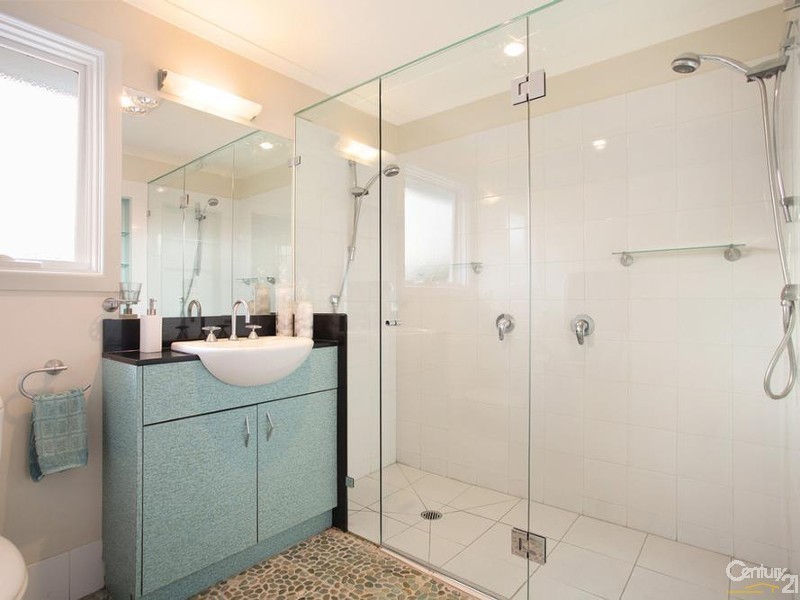 19 Victoria Street, Ringwood East VIC 3135