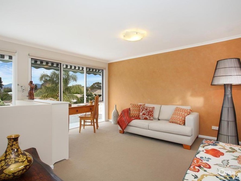 19 Victoria Street, Ringwood East VIC 3135