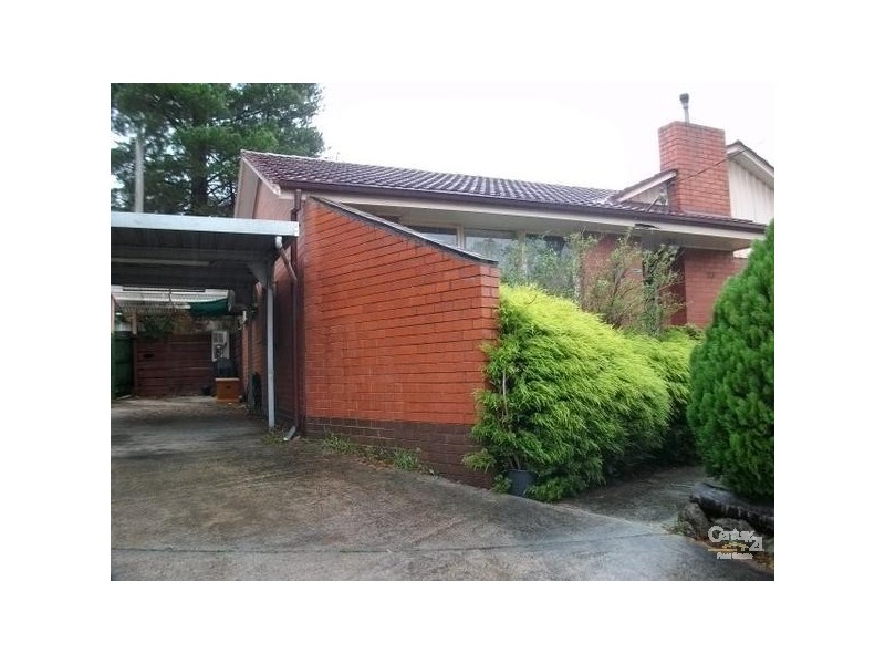 27 Marwarra Street, Ringwood East VIC 3135