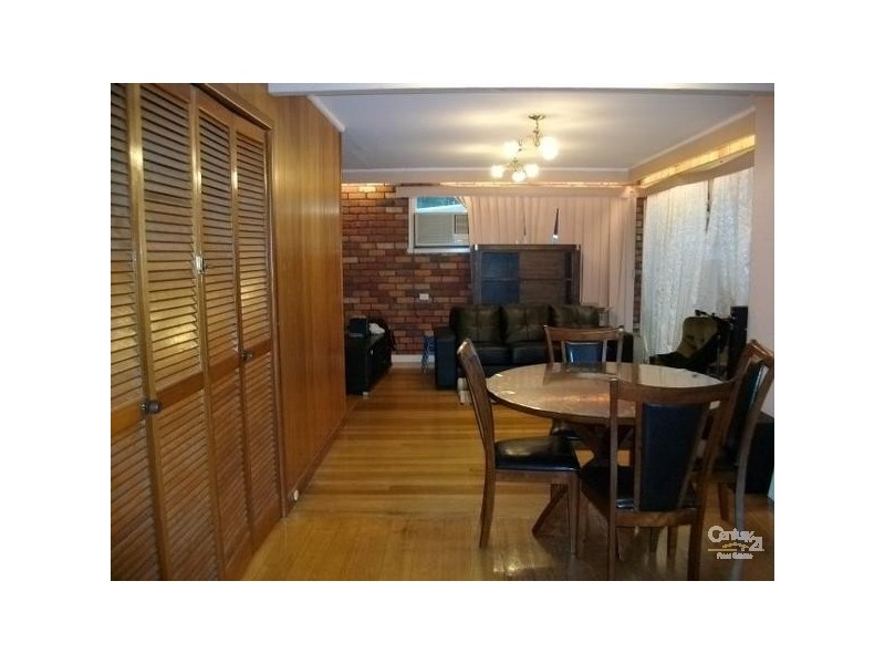 27 Marwarra Street, Ringwood East VIC 3135