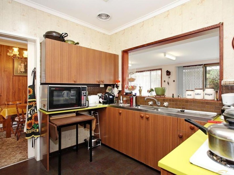 15 Marwarra Street, Ringwood East VIC 3135