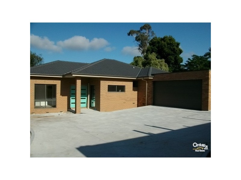 2/15 Paris Street, Croydon VIC 3136