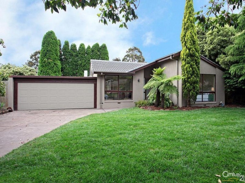 12 Newstead Way, Wantirna South VIC 3152