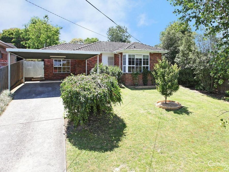 15 Homer Avenue, Croydon South VIC 3136