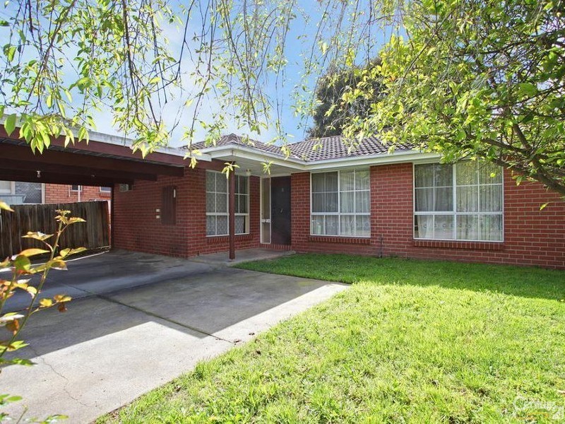 2/33 Haig Street, Croydon VIC 3136