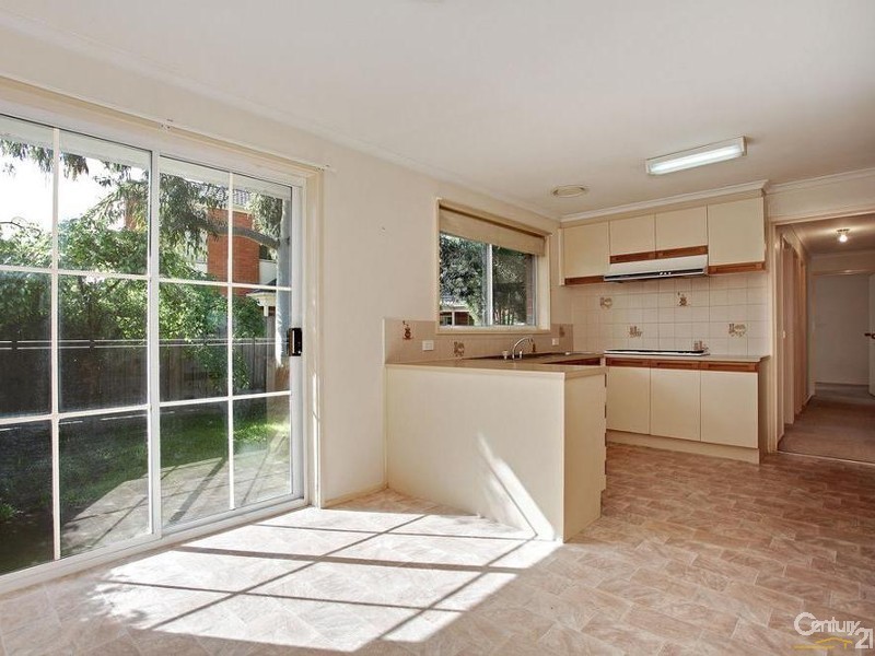 2/33 Haig Street, Croydon VIC 3136