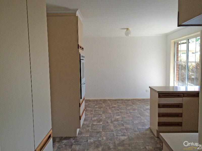 2/33 Haig Street, Croydon VIC 3136