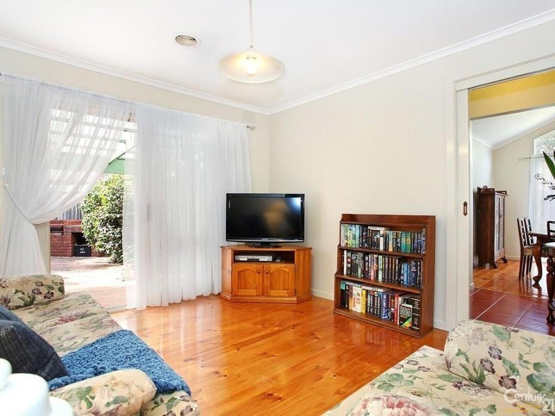 16 Westwood Drive, Bayswater North VIC 3153