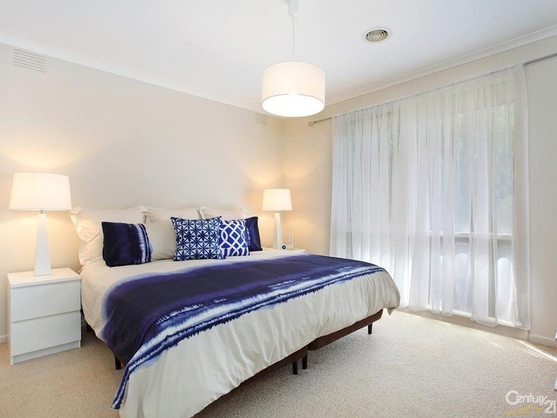 16 Westwood Drive, Bayswater North VIC 3153