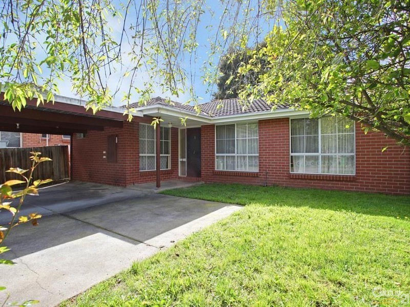 2/33 Haig Street, Croydon VIC 3136