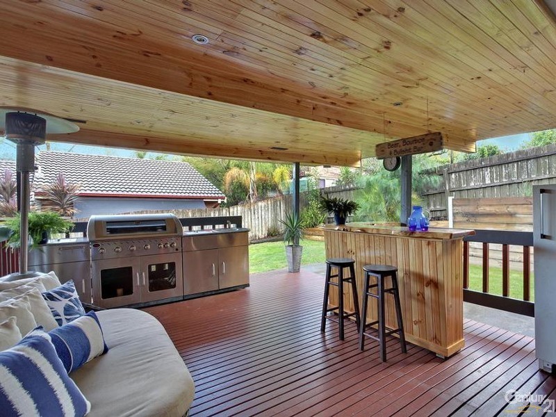 15 Nangathan Way, Croydon North VIC 3136