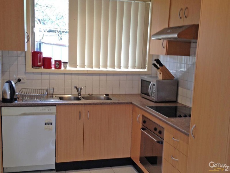 1/30 Morcom Avenue, Ringwood East VIC 3135