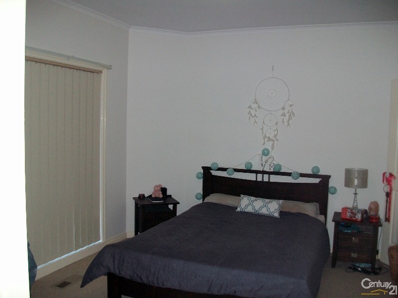 2/20 Joffre Street, Croydon VIC 3136