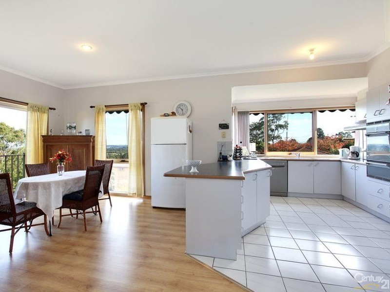 28 Bales Street, Ferntree Gully VIC 3156