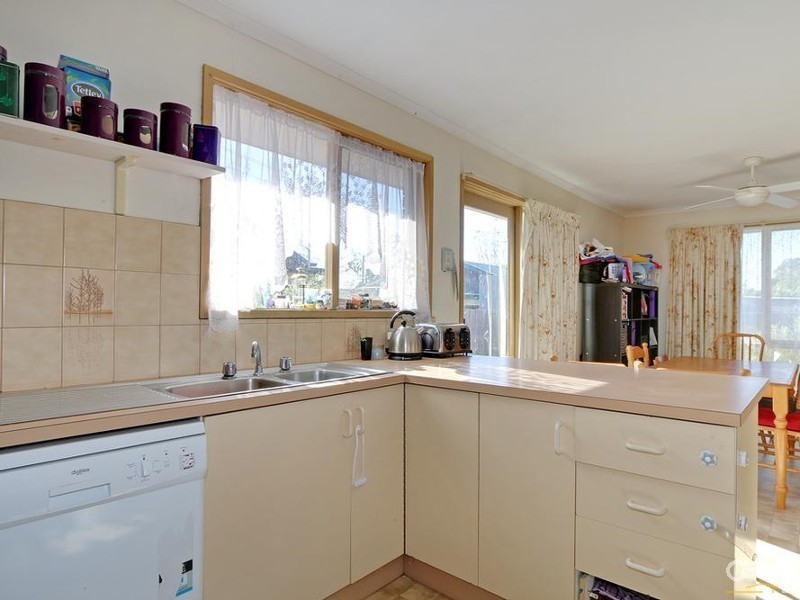 2/16 Glen Park Road, Bayswater North VIC 3153