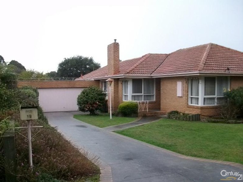 19 Freeman Street, Ringwood East VIC 3135