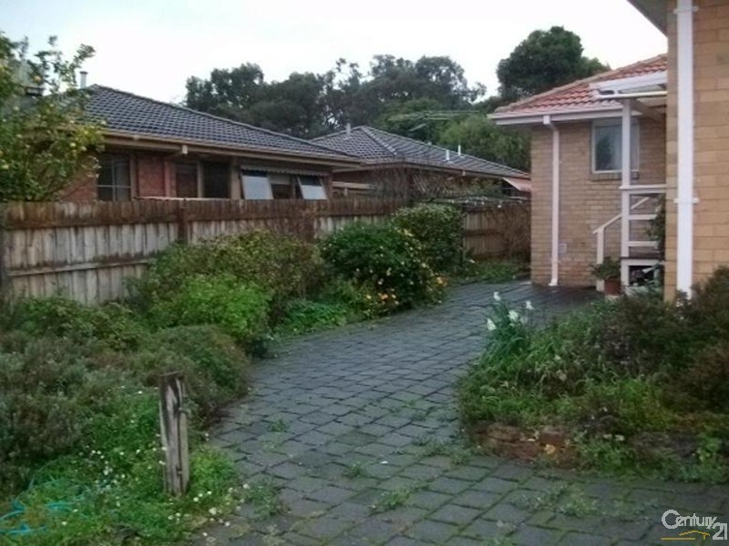 19 Freeman Street, Ringwood East VIC 3135