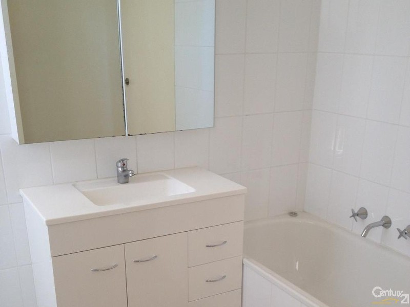 4/11 Alexandra Road, Ringwood East VIC 3135