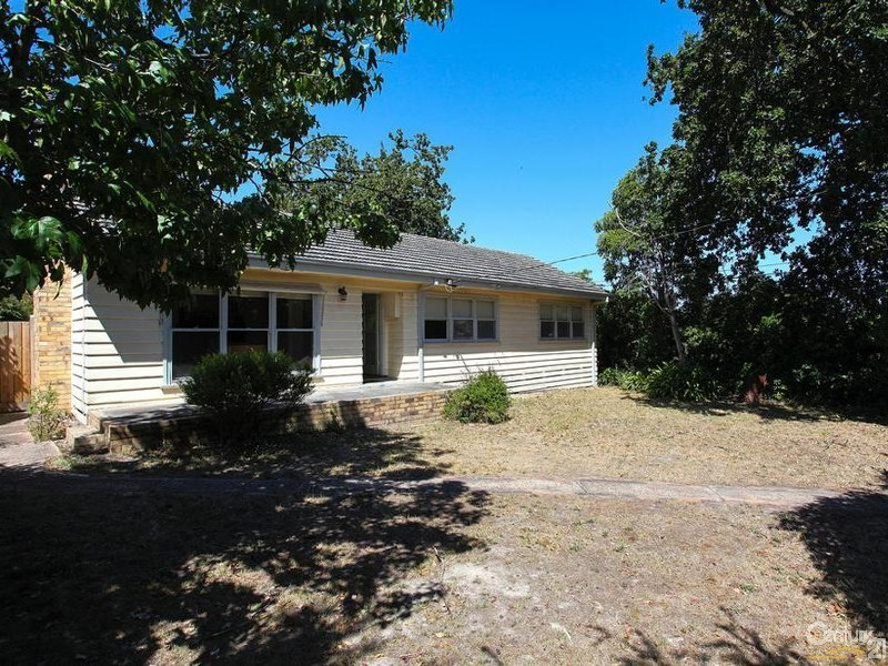 2 Alexandra Road, Ringwood East VIC 3135